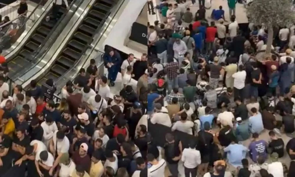 Πανζουρλισμός στο Ντουμπάι για το νέο iPhone 15: Απίστευτες κλωτσοπατινάδες σε καταστήματα της Apple